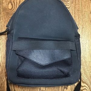 Fabletics demi Lovato workout bag